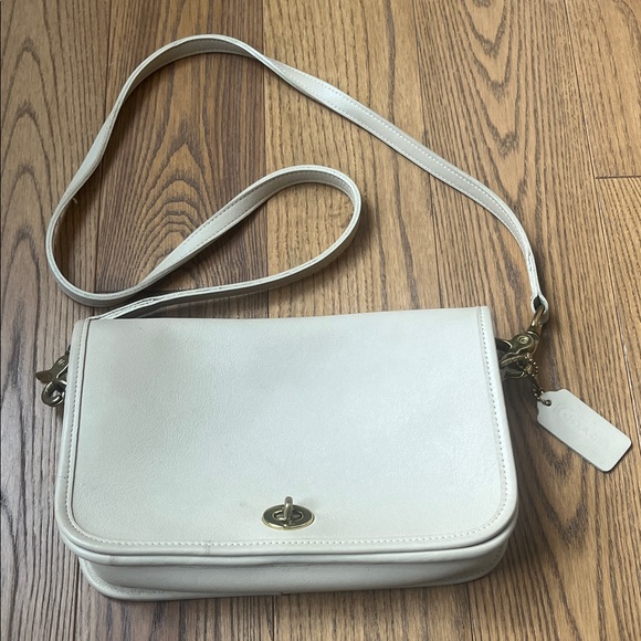 Coach Handbags - Vintage Coach white leather 9755 Crossbody Bag penny pocket purse
